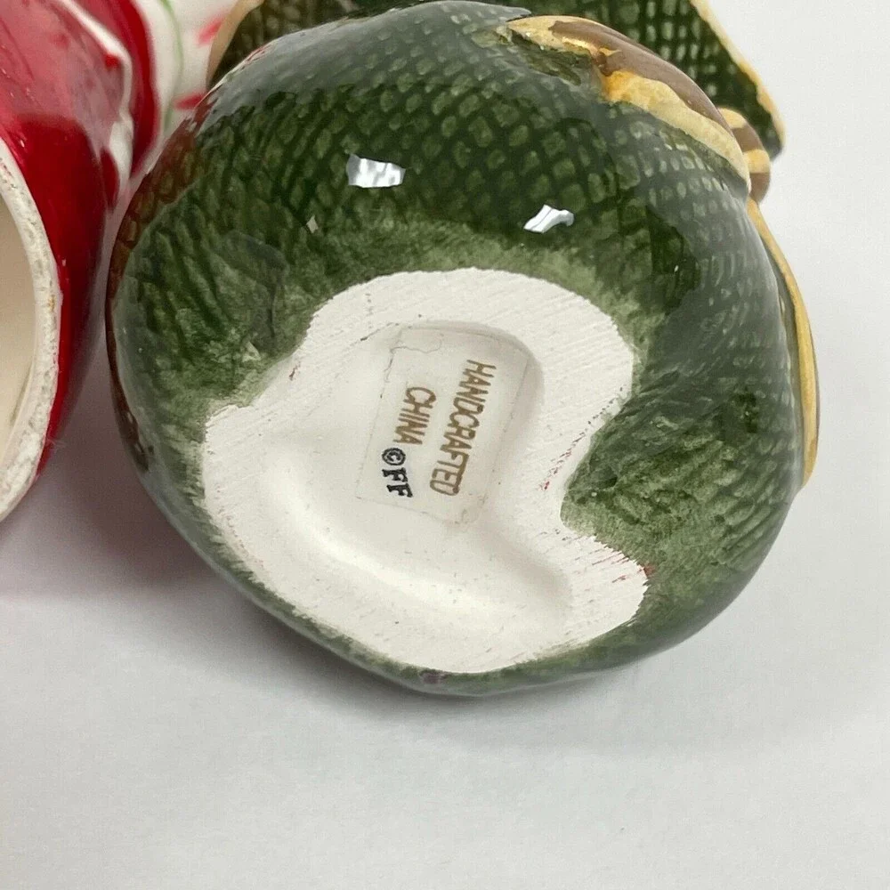 Enesco Granny Grandma & FF Gifts Presents Christmas Tree Ornaments Lot of 2‎